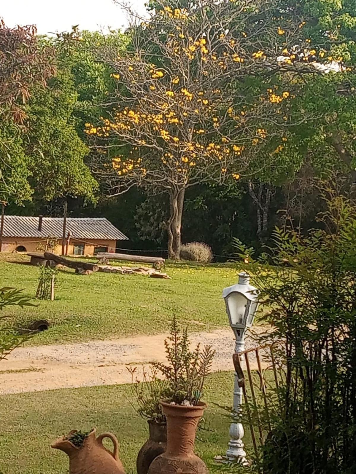 Sitio Da Terra E Arte Pensión